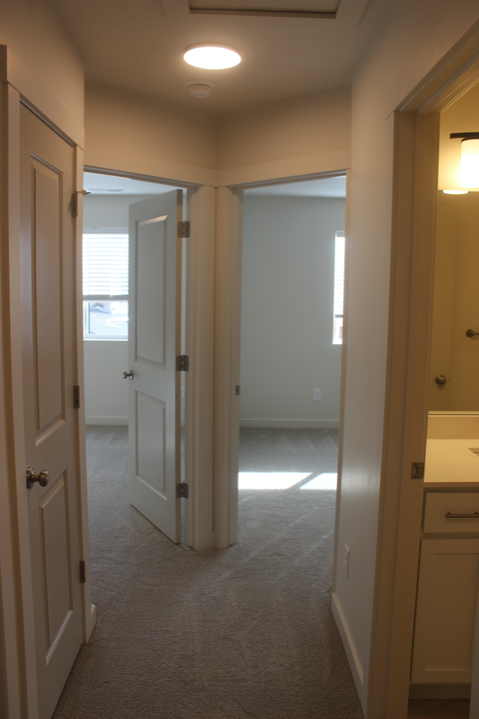 Building Photo - 139 E Lamotte Peak Ln