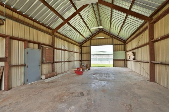 Building Photo - 16435 Telge Rd