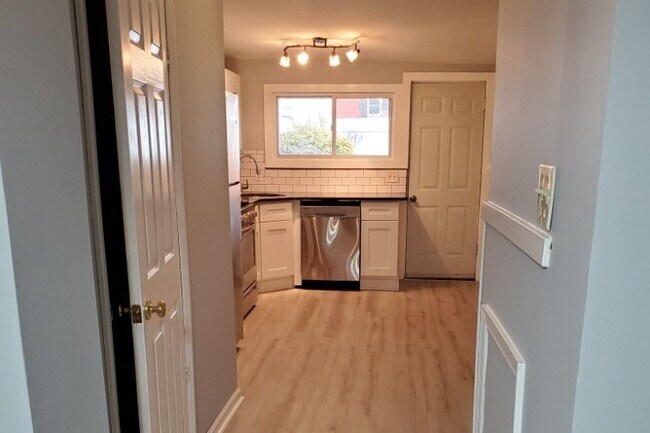 Looking into kitchen - 1615 E Eyre St