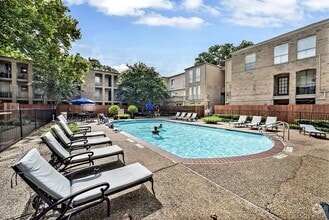 Building Photo - 4641 Wild Indigo St