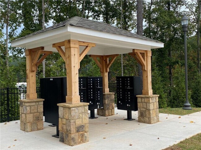 Building Photo - 284 Whitetail Cir