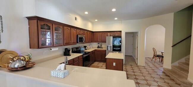 Building Photo - Beautiful 4/3 2 Story Pool Home In Ocoee FL