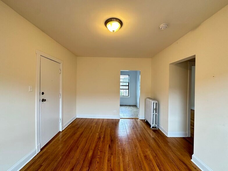 Building Photo - 2617 N Spaulding Ave