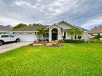 Building Photo - 1349 Hillside Dr