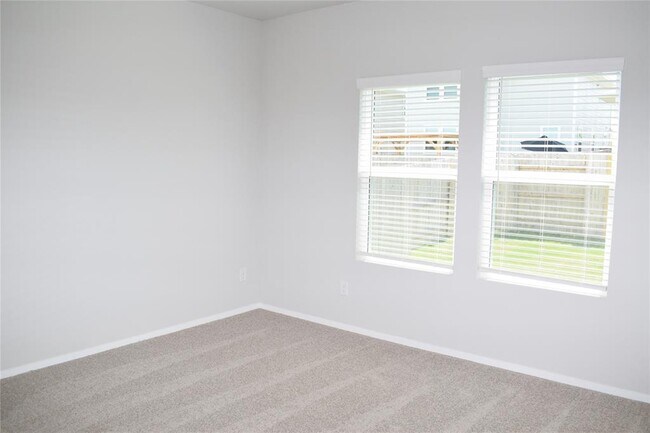 Building Photo - 11705 Murano Dr