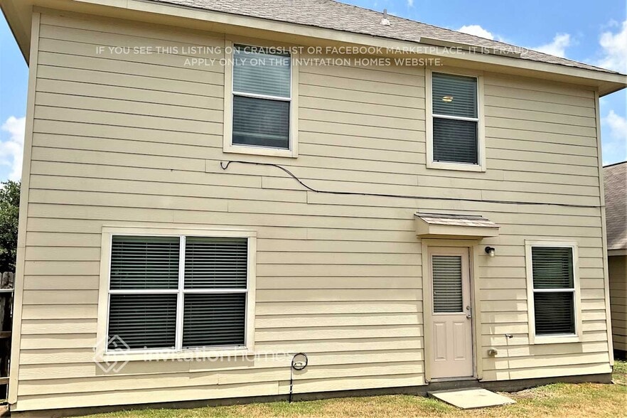 Building Photo - 18715 Dennington Dr