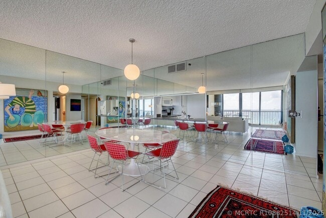 Building Photo - 4748 S Ocean Blvd