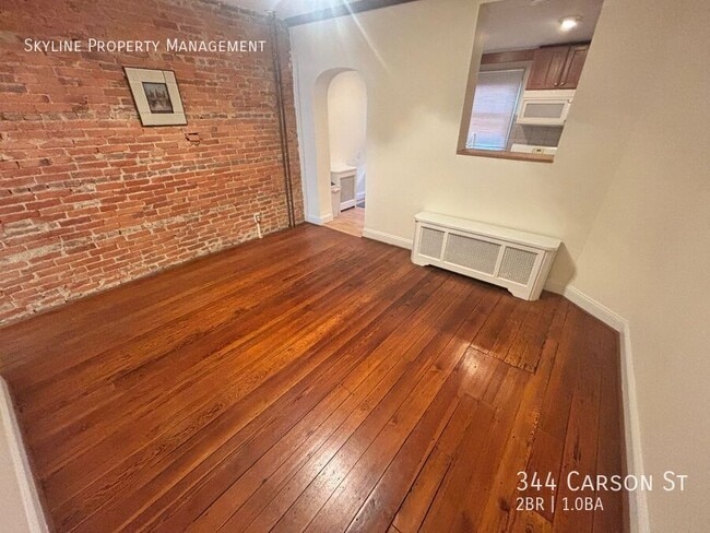 Building Photo - 344 Carson St