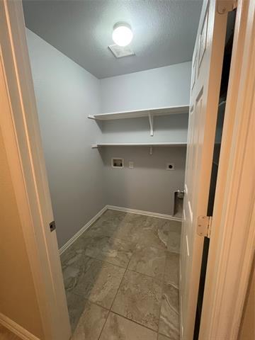 Building Photo - 9320 Liberty Crossing Dr
