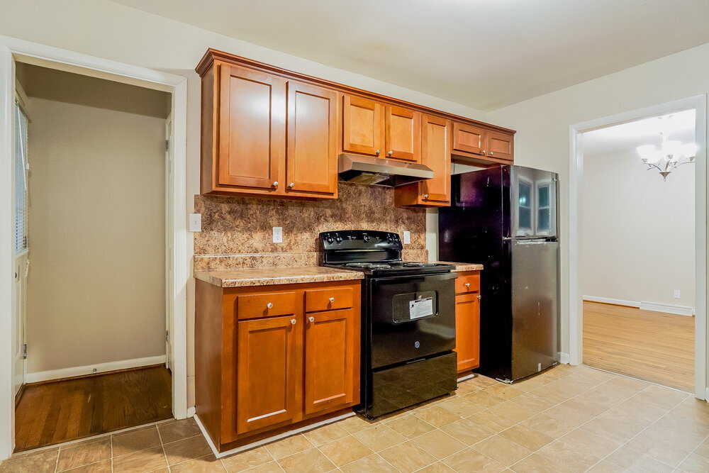 Building Photo - 752 Barclay Ln
