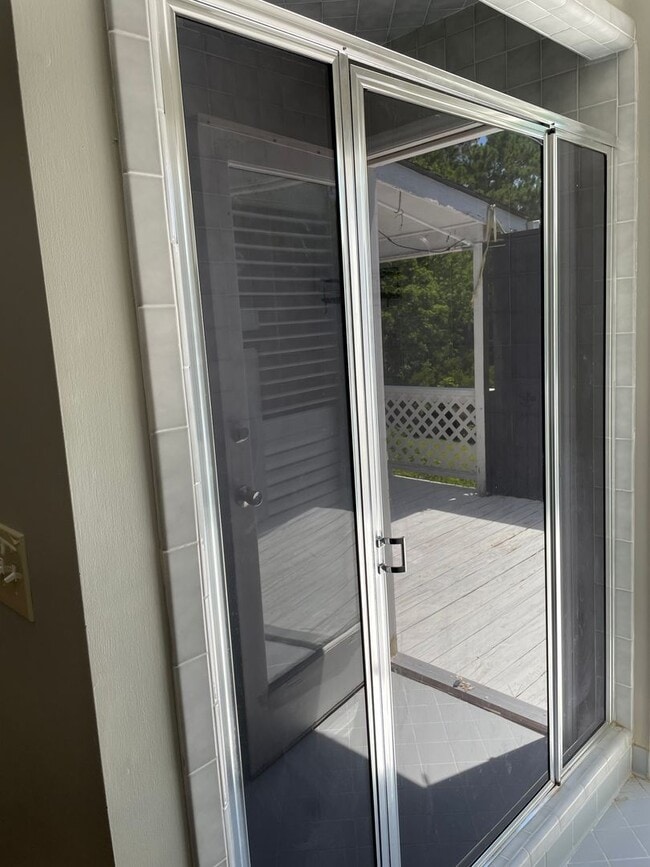 Building Photo - 3 bedroom Bathroom House in River Run Planation