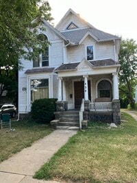 Building Photo - 436 S Division St