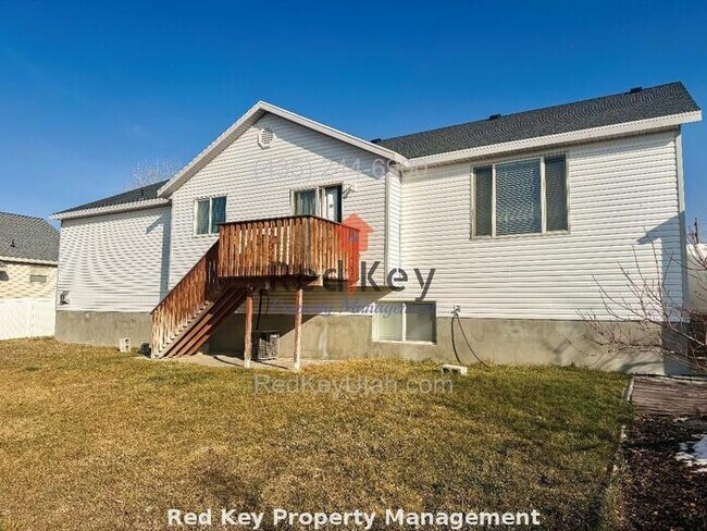 Building Photo - Cedarwood Rd. Single Family Home