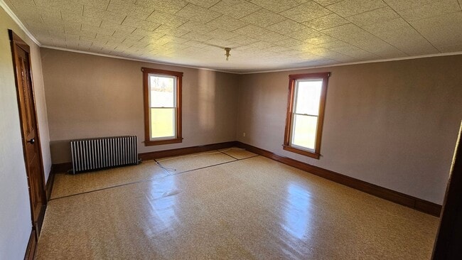 Building Photo - Country Living in This 4 Bedroom Farmhouse!