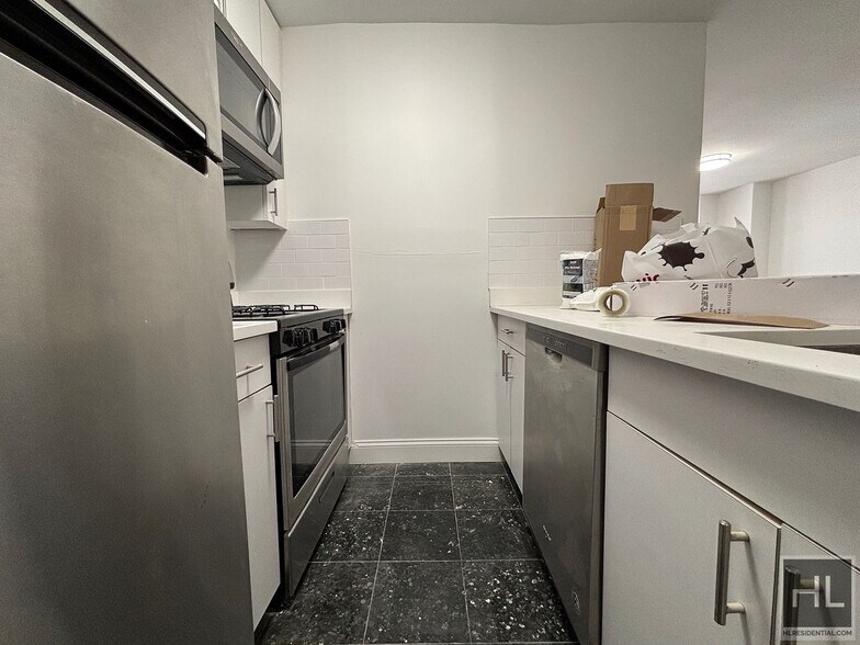 Building Photo - East 82nd Street