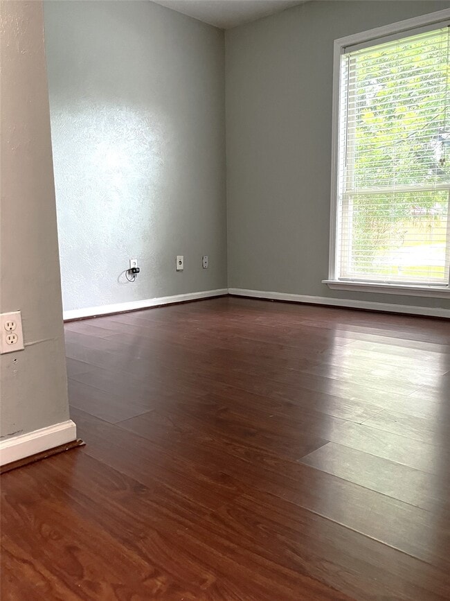 Building Photo - 14443 Edenglen Dr