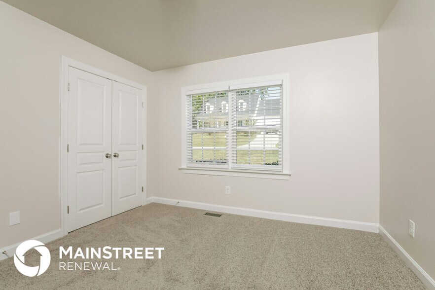 Building Photo - 120 Carrington Ave