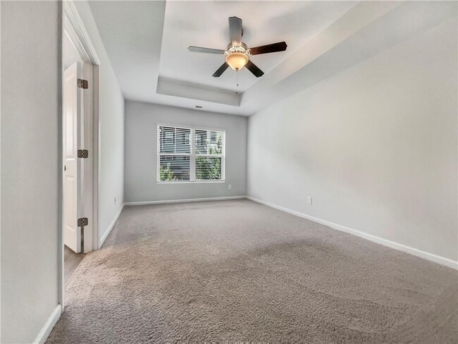 Building Photo - 2909 Ridgeview Dr