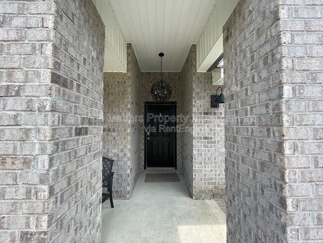 Building Photo - 5451 Merlin