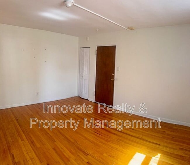 Building Photo - 9513 Hoff St