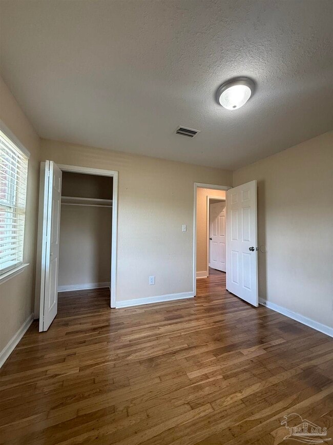 Building Photo - 5837 Berryhill Rd