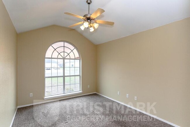 Building Photo - 5406 Shawn Dr