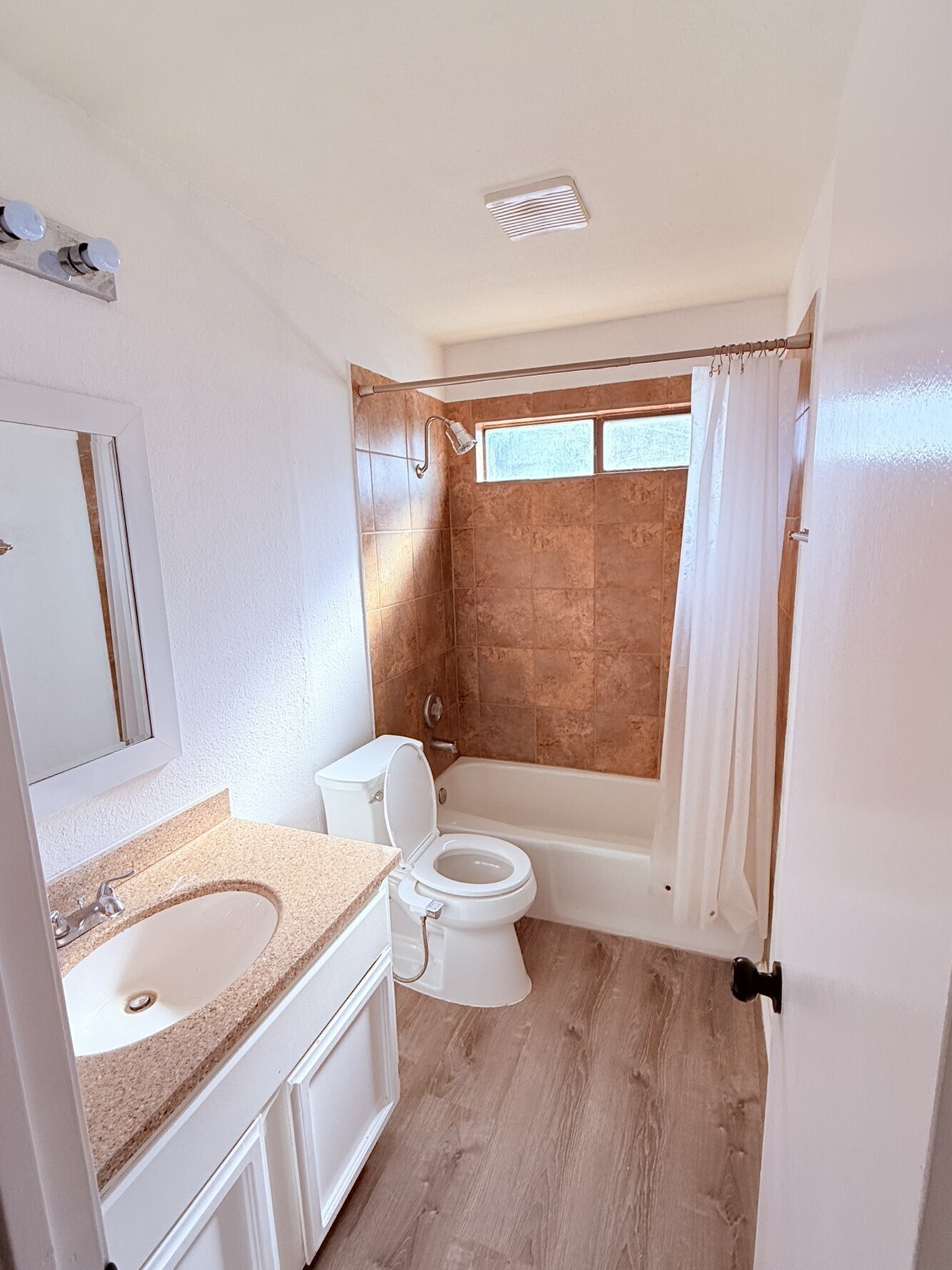 Building Photo - 914 Dover Pass