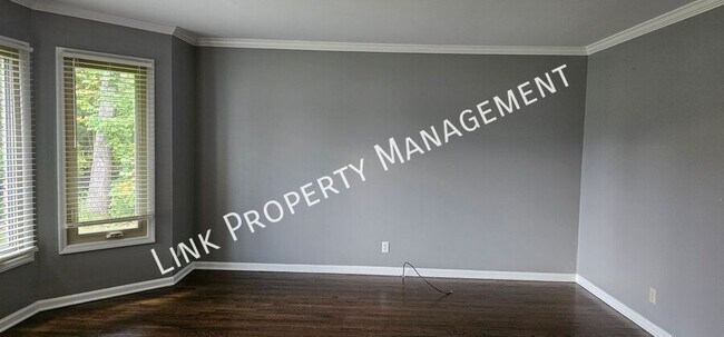 Building Photo - 7701 Elizabeth Way Dr