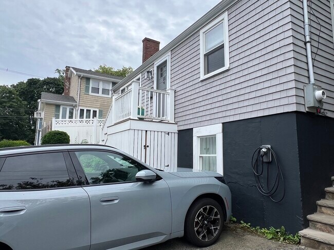 Building Photo - 4 Mt Vernon St