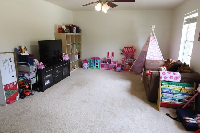 Building Photo - 3223 Autumn Bridge Ln