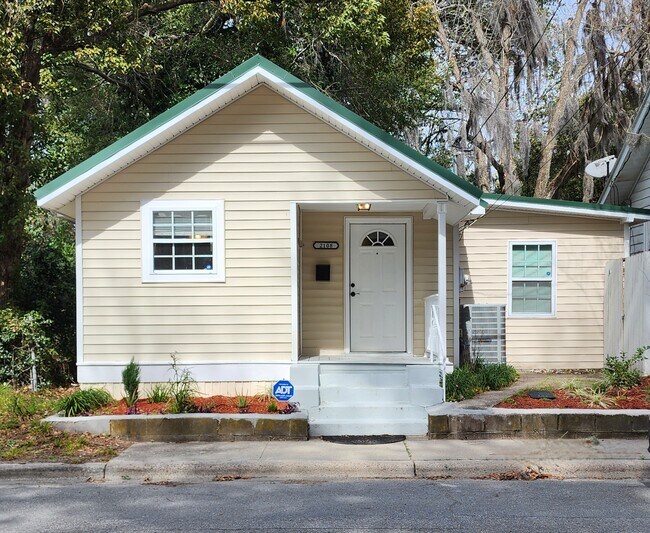 Primary Photo - 2108 Tennessee Ave