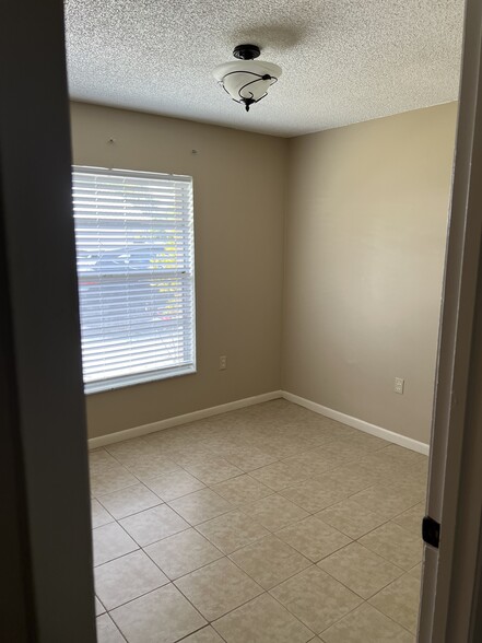 Building Photo - 444 Georgia Ave