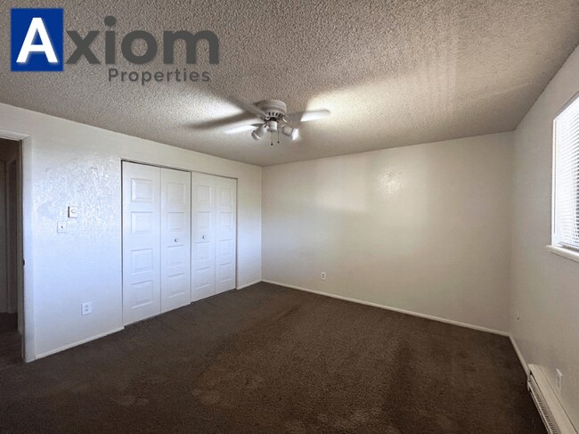 Building Photo - 2156 Marigold St