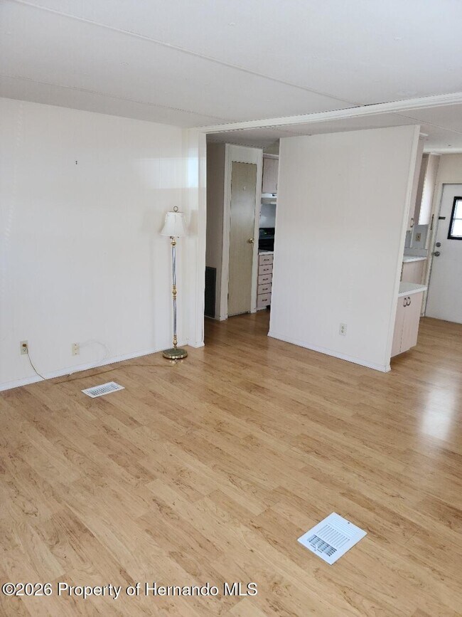 Building Photo - 15466 Brookridge Blvd