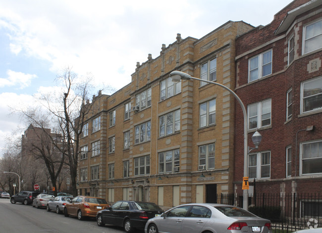 Building Photo - The Edgewater Gardens