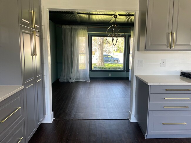 Building Photo - Archdale 4 bed / 2.5 bath