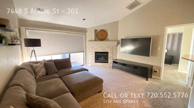 Building Photo - **Cozy Condo Available NOW** Minutes to Re...