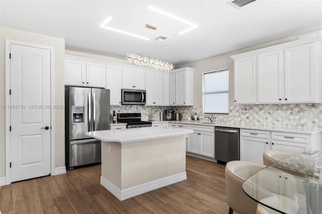 Building Photo - 4642 Pinehurst Trl W