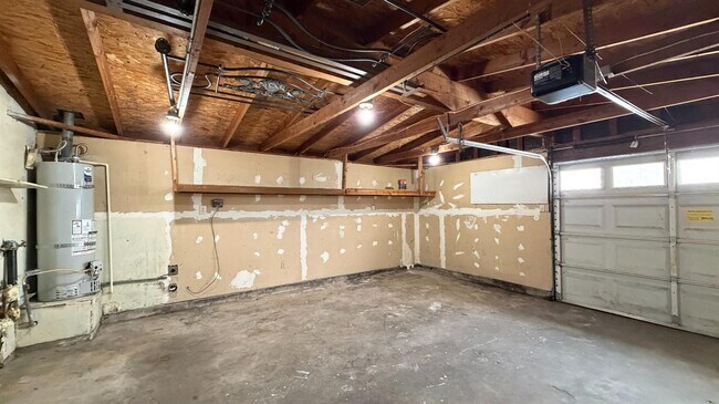 Building Photo - 136 Pico Ave