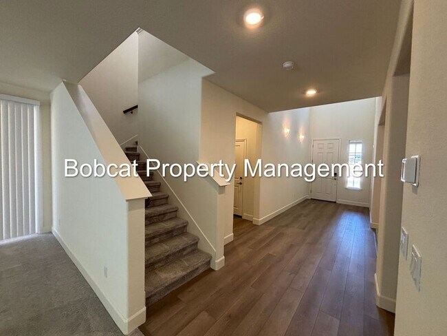 Building Photo - 1751 Boundary Peak St