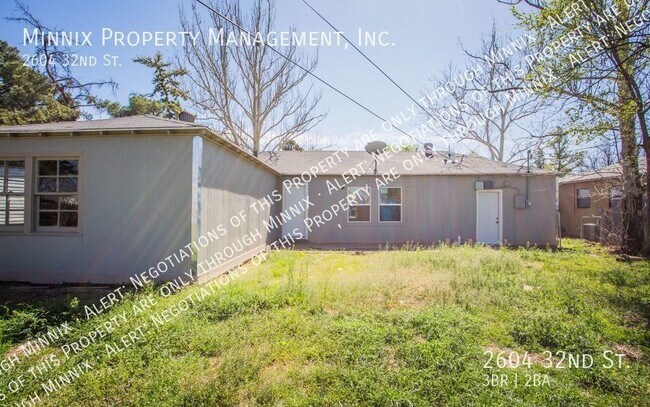 Building Photo - 2604 32nd St.