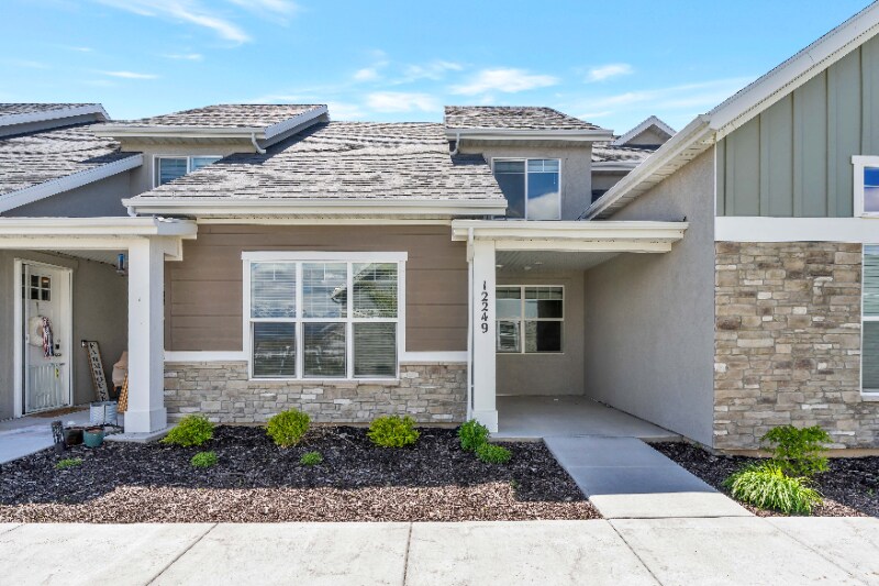 Primary Photo - 12249 S Marcellus Ct