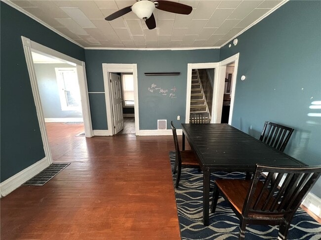 Building Photo - 411 Herrick St