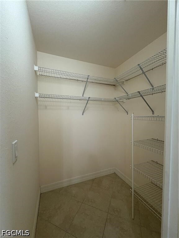 Building Photo - 4519-4521 SW 7th Pl