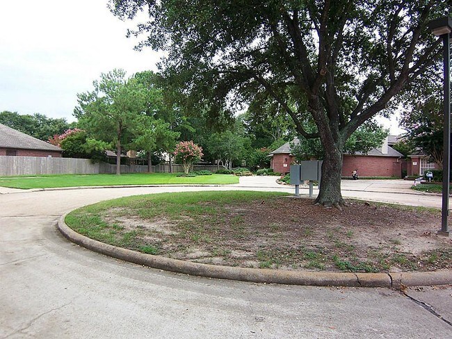 Building Photo - 18075 Partridge Green Dr