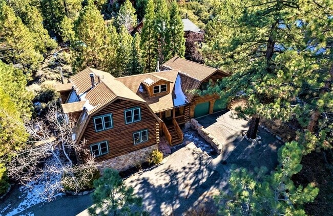 Primary Photo - 1700 Woodland Dr