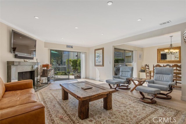 Building Photo - 1158 S Westlake Blvd