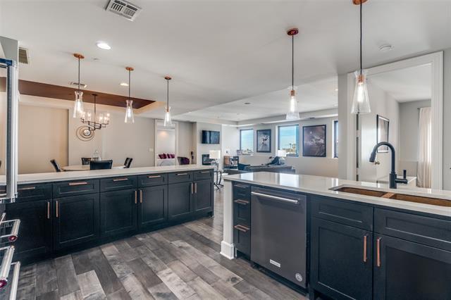 Building Photo - 1505 Elm St