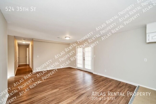 Building Photo - 524 35th St