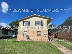 Building Photo - 1116 4th Ave W